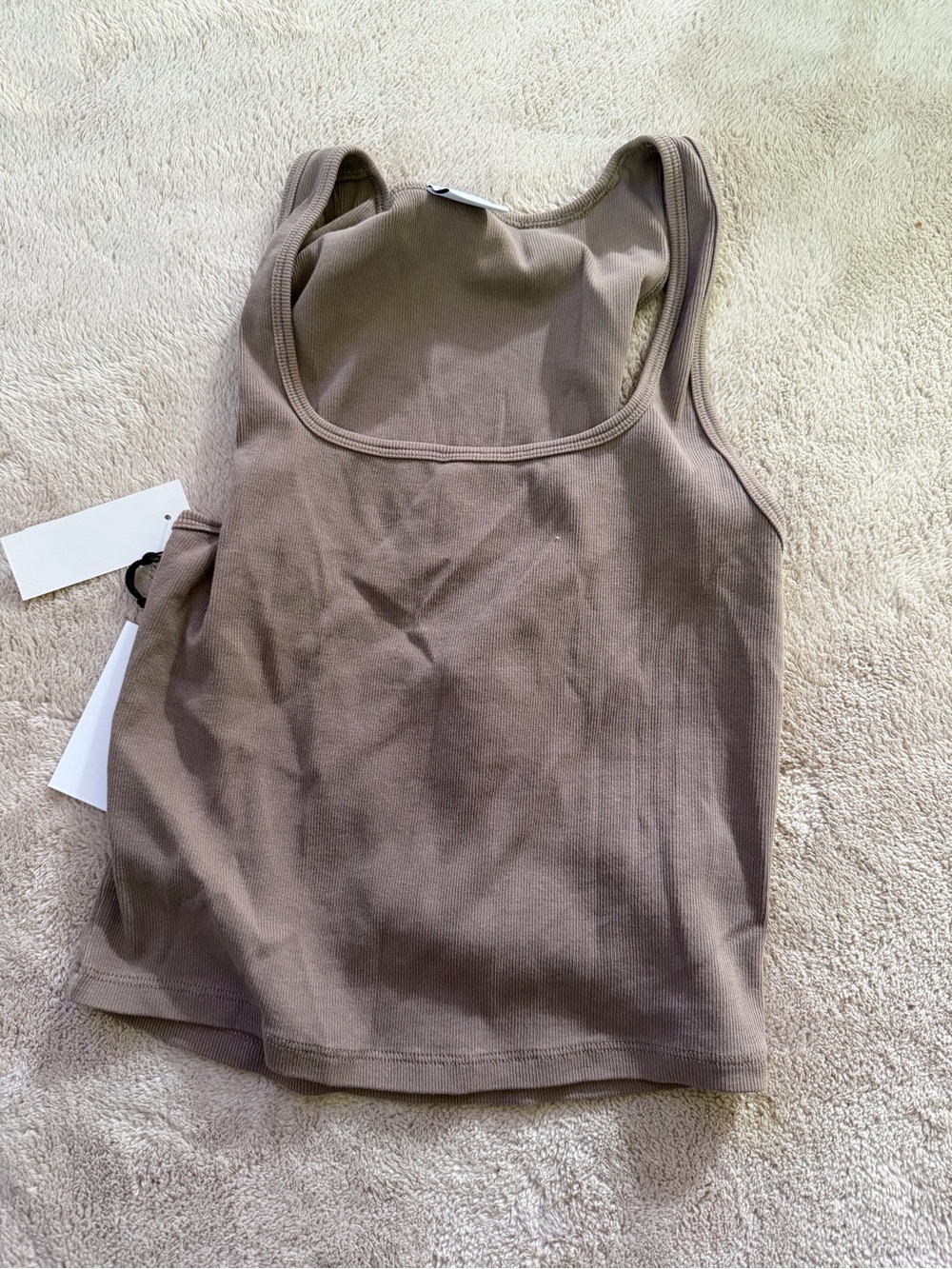 aritzia tank - Picture 2 of 2